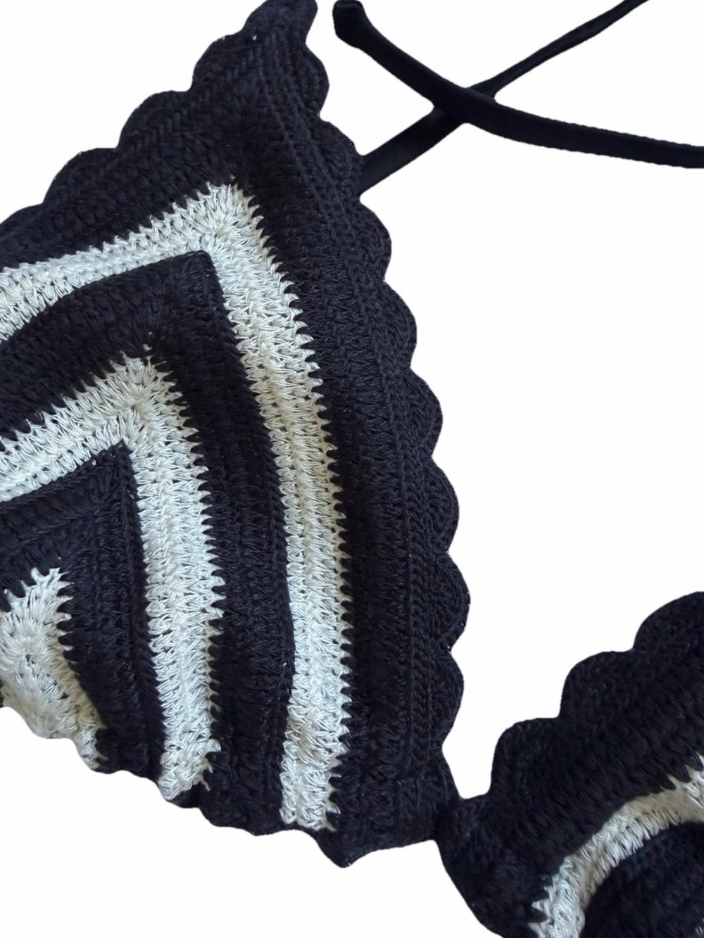 NWT Crochet Bikini Set Black White Chevron Striped Boho Retro M No Boundaries - Picture 3 of 11